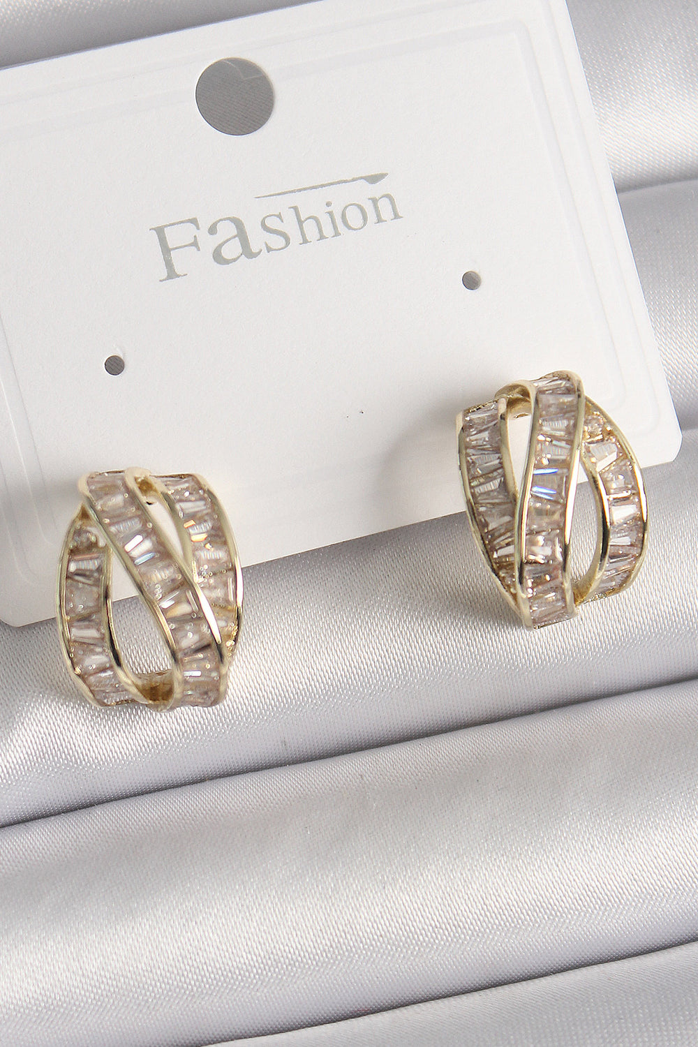 Pirinç Gold Renk Zirkon Taşlı Düğüm Halka Model Kadın Küpe TG27BKP9943