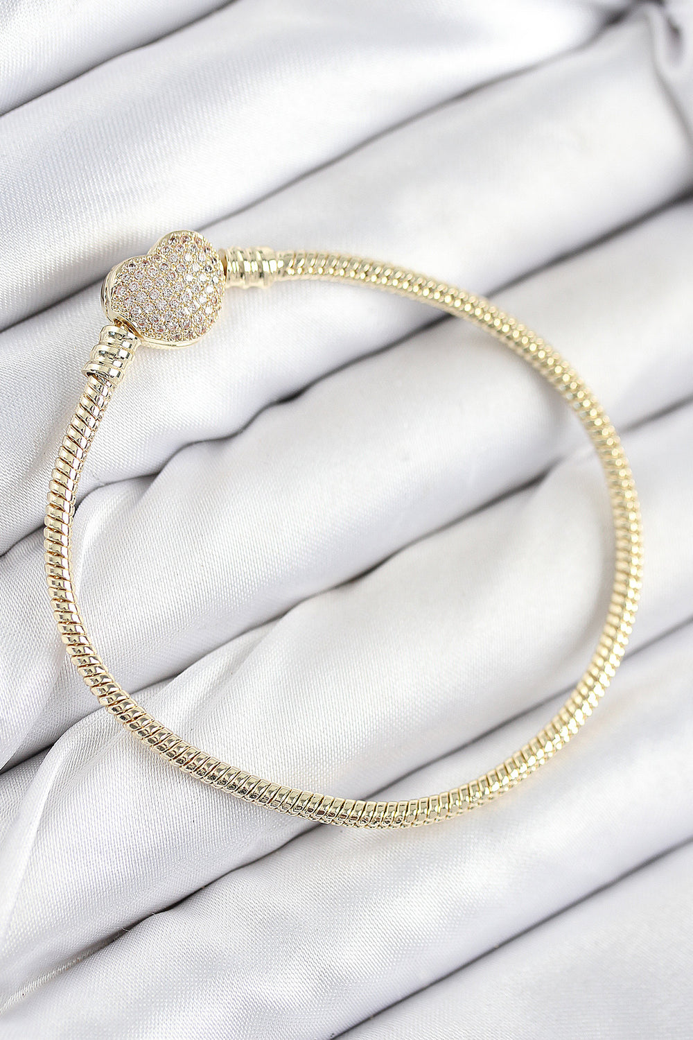 Pirinç Charm Zirkon Taşlı Kalp Model Gold Renk Kadın Bileklik TG27BB7809
