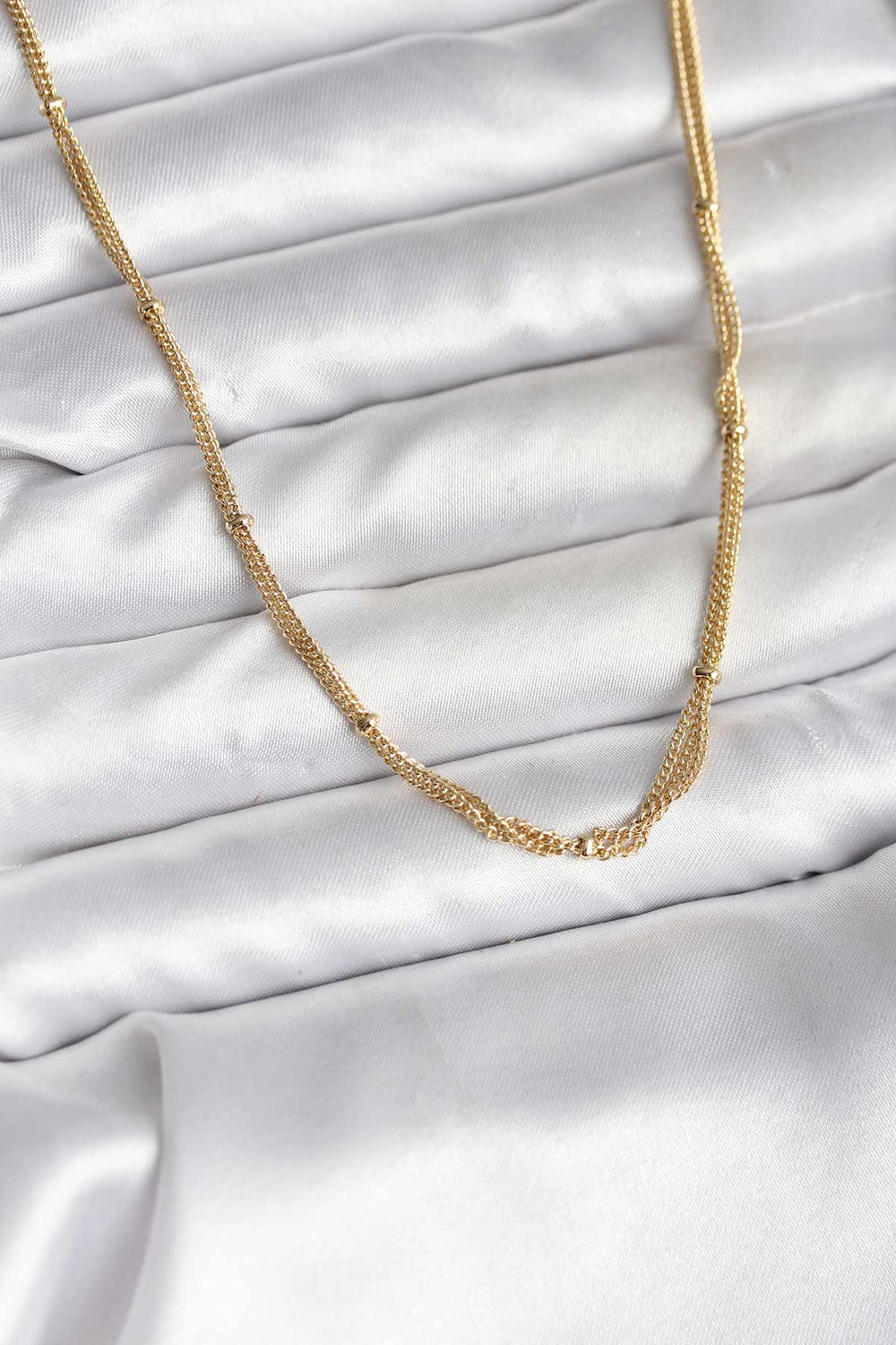 14K Gold Renk Kaplama Topçuk Zincirli Model CM Kadın Kolye TG27BKO10734