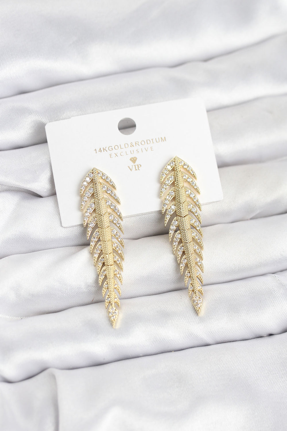 Pirinç Gold Renk Balık Sırtı Model Zirkon Taşlı Kadın Küpe TG27BKP11516