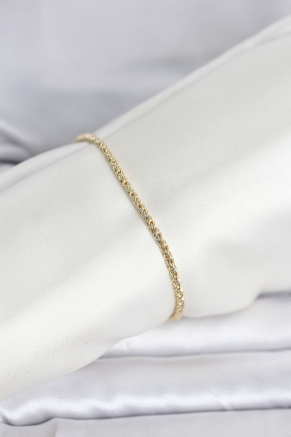 CM 14K Gold Renk Burgulu Zincir Model Kadın Bileklik TG27BB8288
