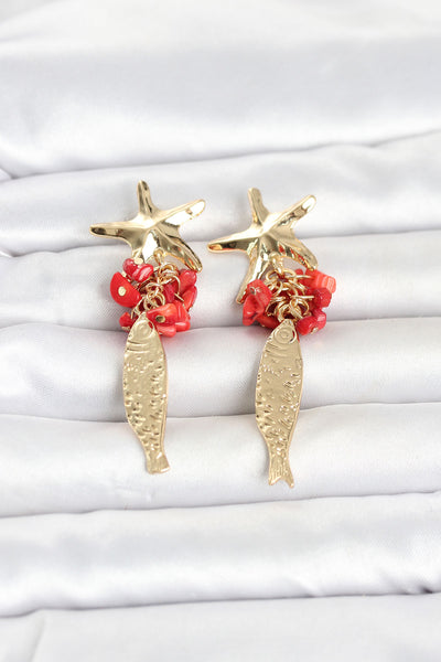 Deniz Yıldızı ve Balık Detaylı Kırmızı Taşlı Gold Renk Kadın Küpe TG27BKP11795