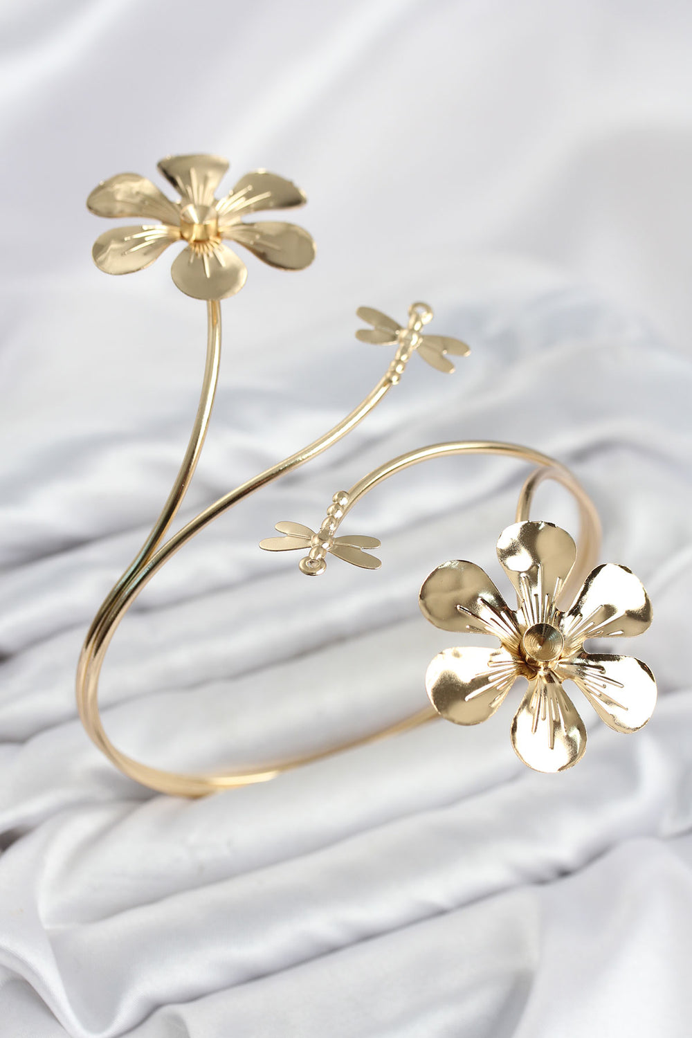 Pazu Bileklik Gold Renk Pirinç Çiçek Model TG27BB8565