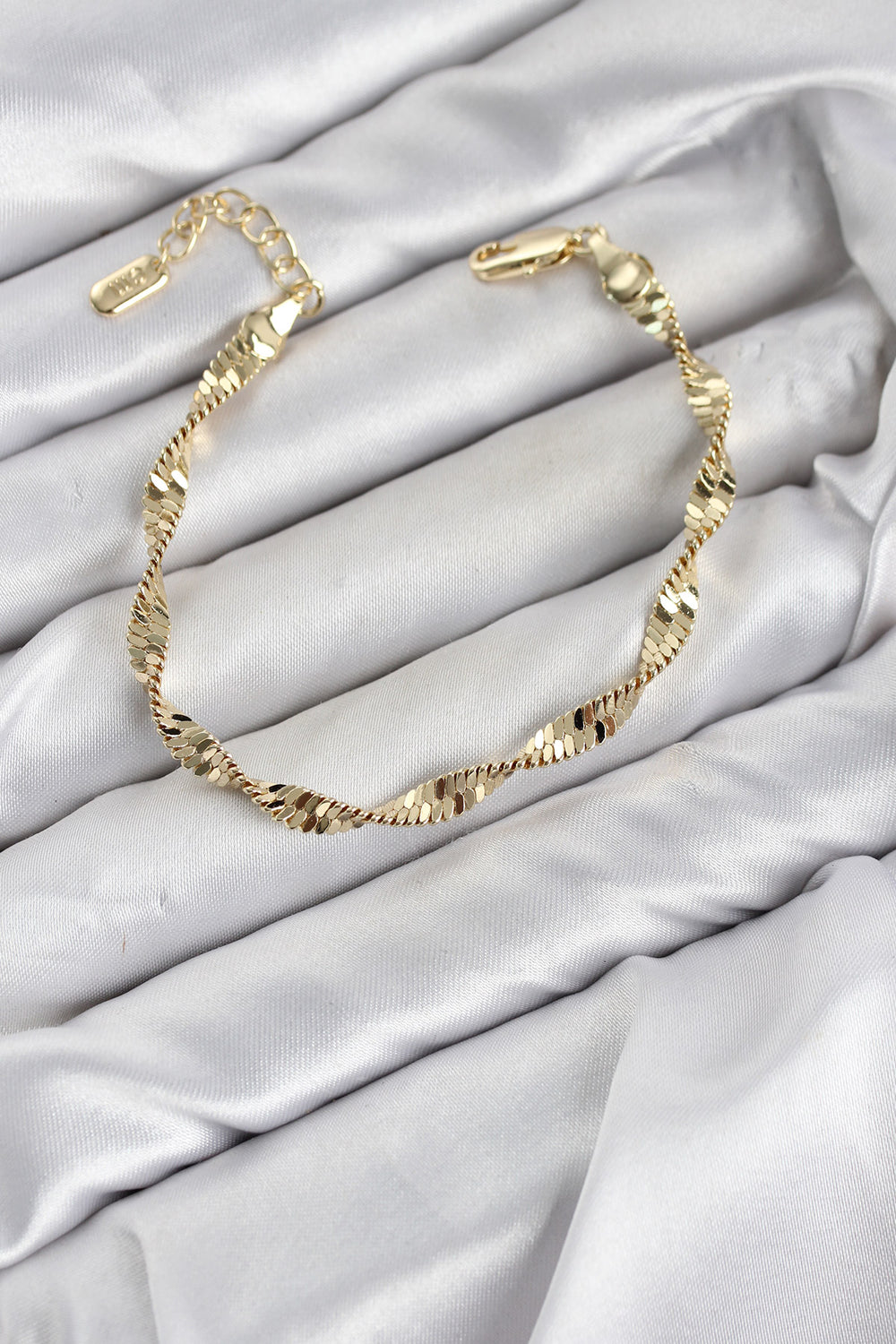 CM Burgu İtalyan Zincir Model Gold Renk Pirinç Kadın Bileklik TG27BB8594