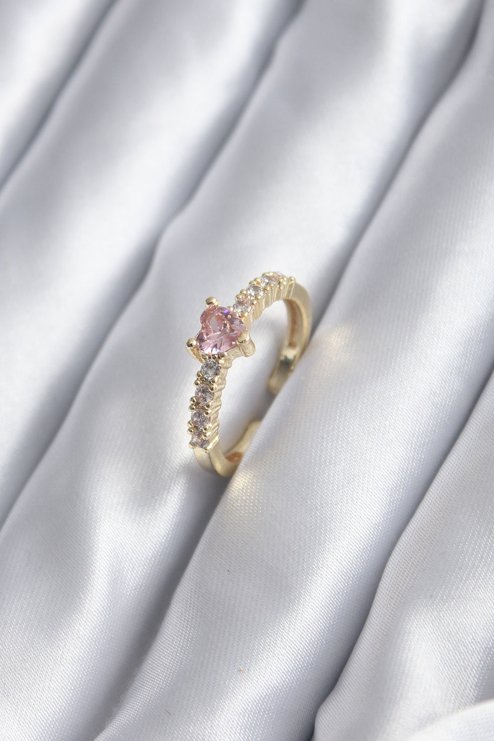 Gold Renk Zirkon Taşlı Pembe Kristal Kalp Model Kadın Yüzük TG27BYK2852