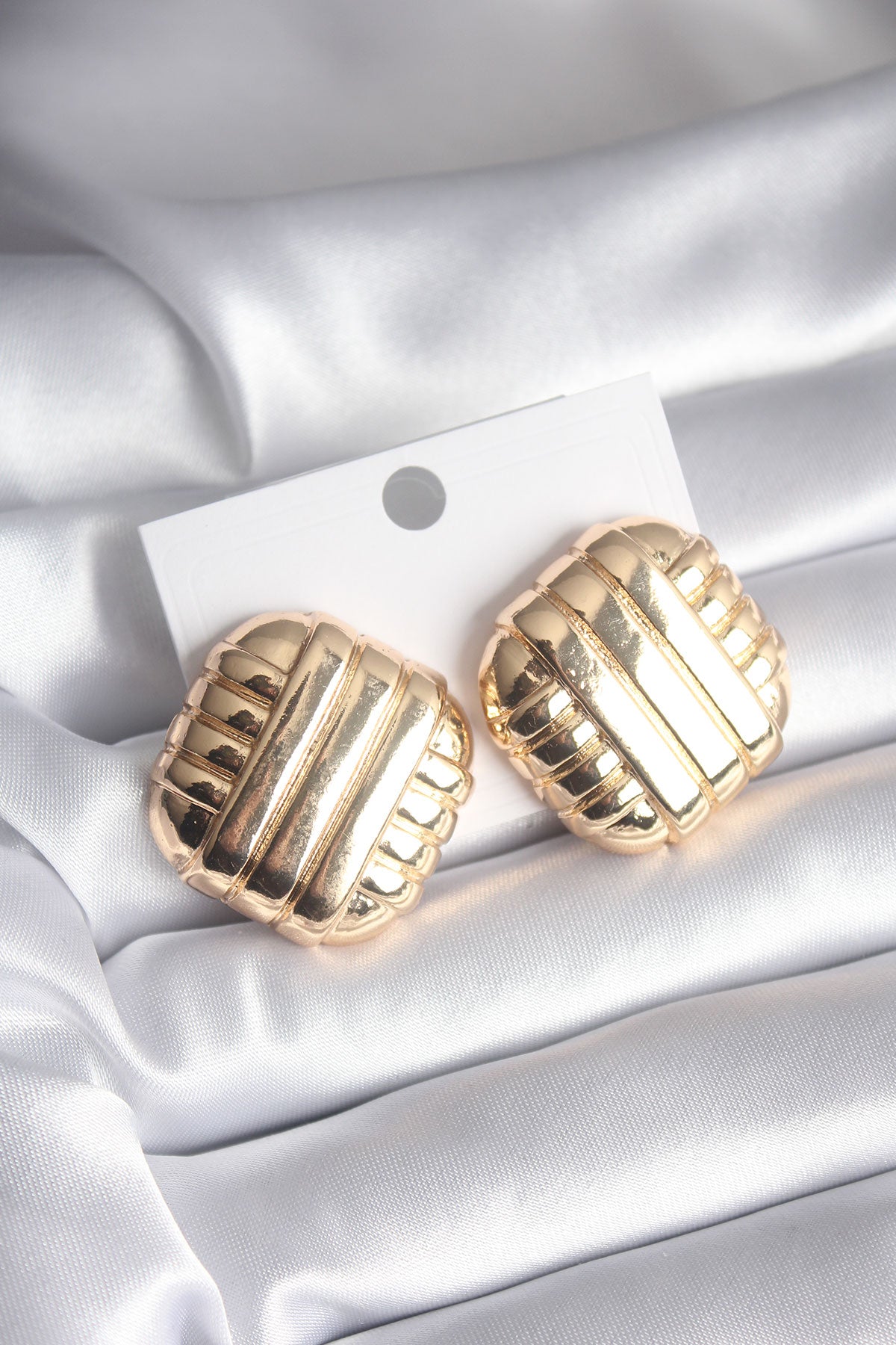 Pirinç Gold Renk İşleme Detay Kadın Küpe TG27BKP8403 - Çok Renkli / Standart