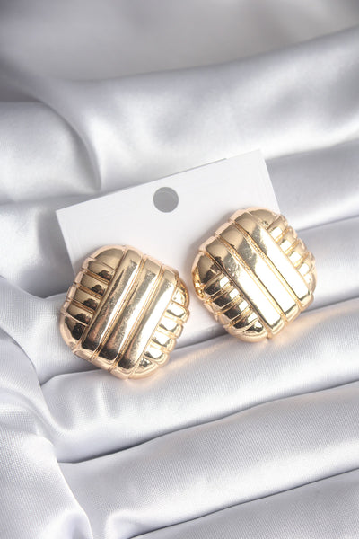 Pirinç Gold Renk İşleme Detay Kadın Küpe TG27BKP8403