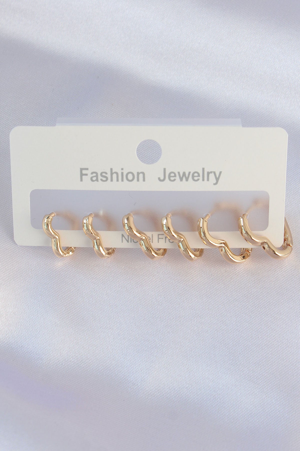 Pirinç Gold Renk Kalp Model Küpe Seti TG27BKP8992 - Çok Renkli / Standart