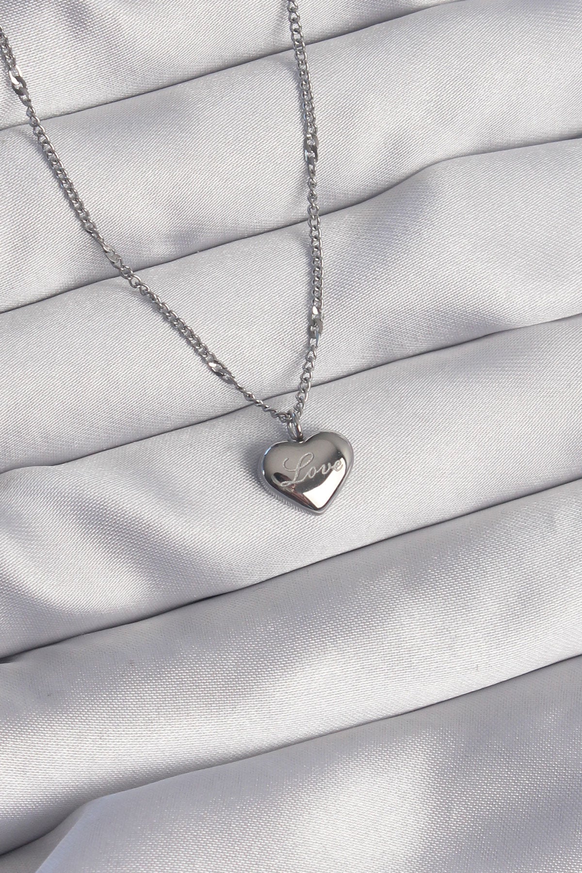316L Çelik Gümüş Renk Kalp Model Love Kolye TG27BKO8932 - Çok Renkli / Standart