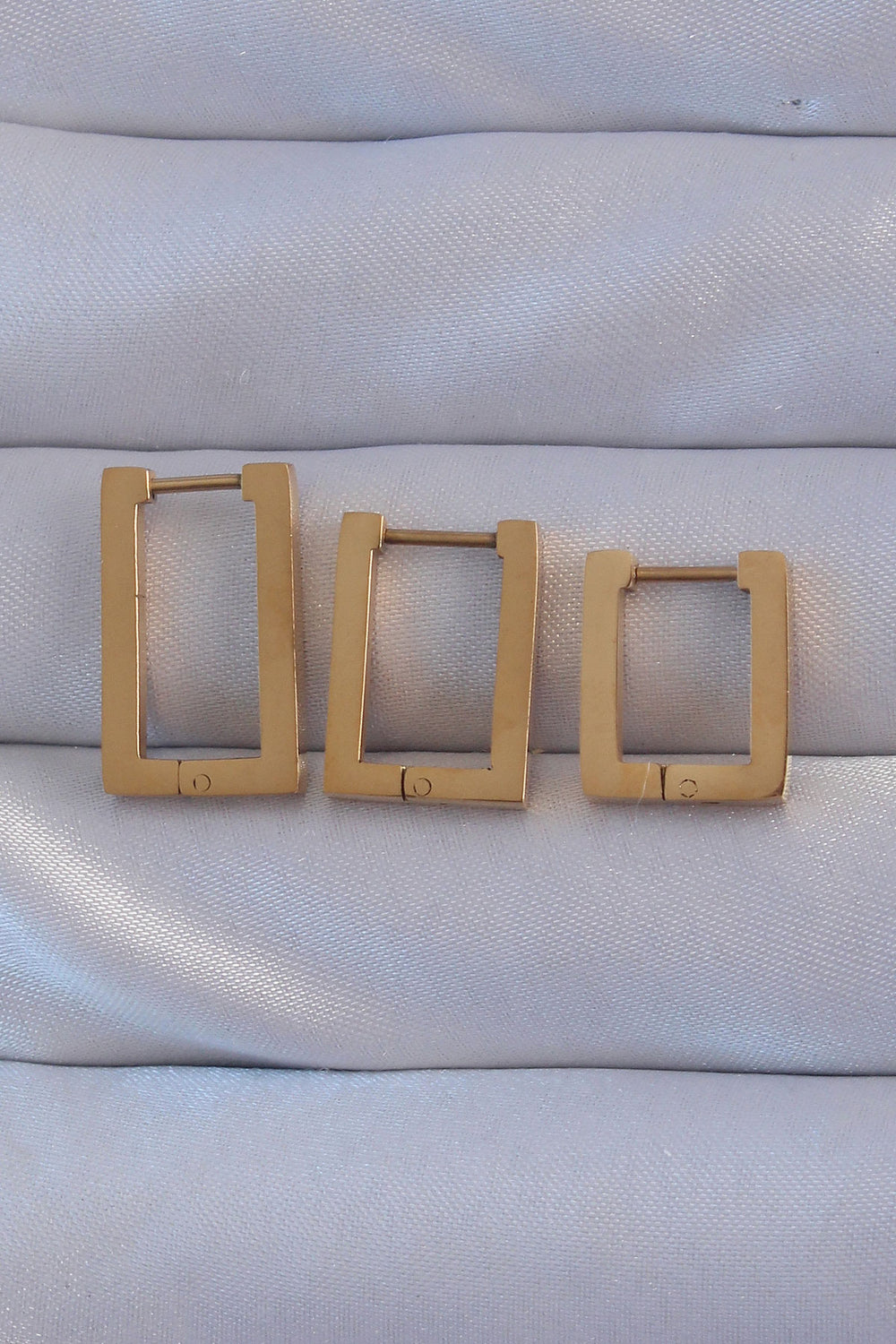 316L Çelik Gold Renk Dikdörtgen Küpe Seti TG27BKP9159