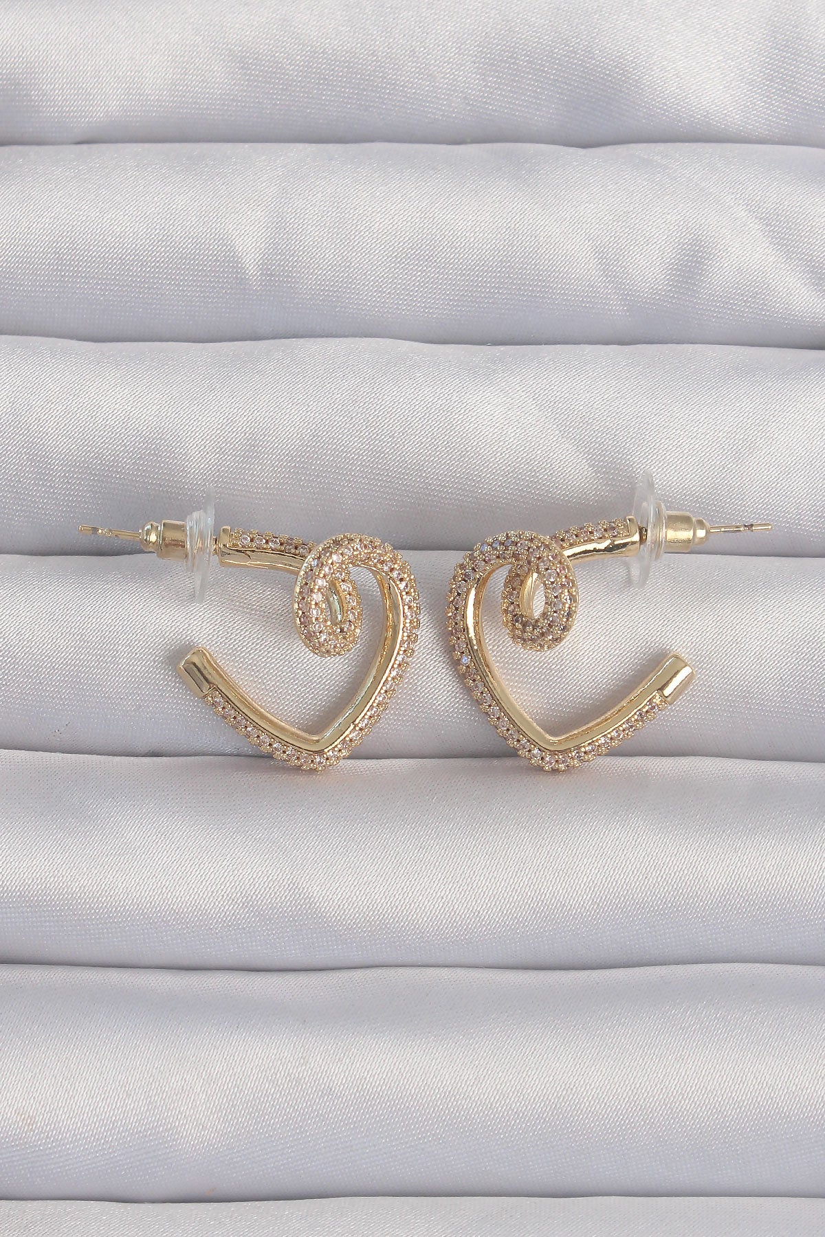 Pirinç Gold Renk Zirkon Taşlı Kıvrımlı Yarım Kalp Küpe TG27BKP9279 - Çok Renkli / Standart