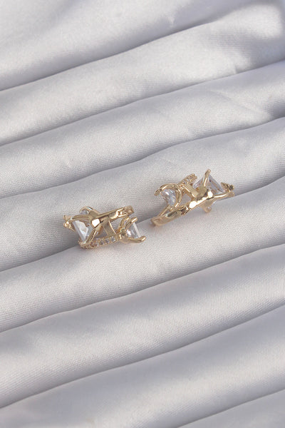 Pirinç Gold Renk İri Zirkon Taşlı Kıvrımlı Minimal Kelebekli Halka Küpe TG27BKP9289