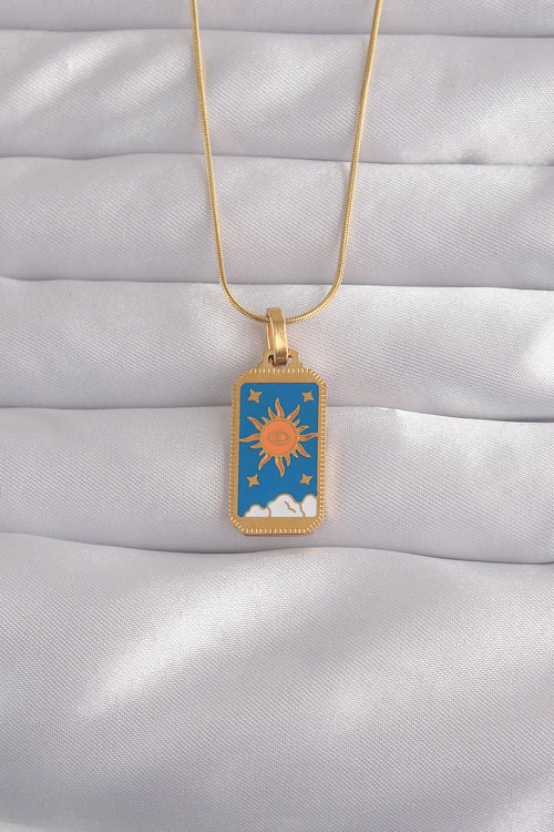 316L Çelik Gold Renk Mavi Mineli Güneş Model Tarot Kolye TG27BKO9026