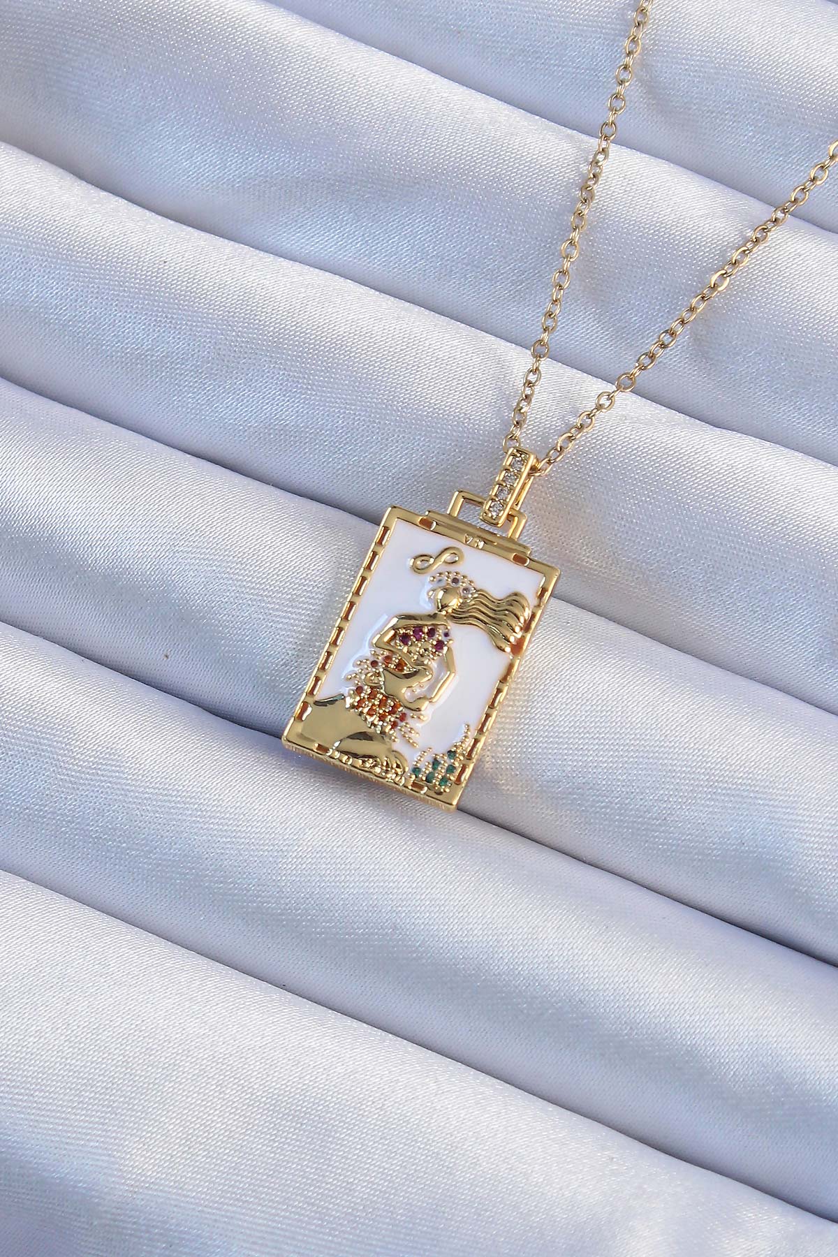 316L Çelik Zincir Altın Renk Beyaz Mineli Tarot Kolye TG27BKO9249 - Çok Renkli / Standart