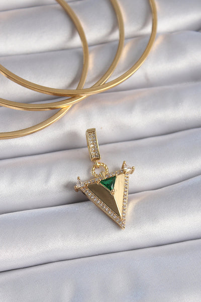 Pirinç Gold Renk Zirkon Taşlı 3D Üçgen Model Ajda Charm TG27BC1002