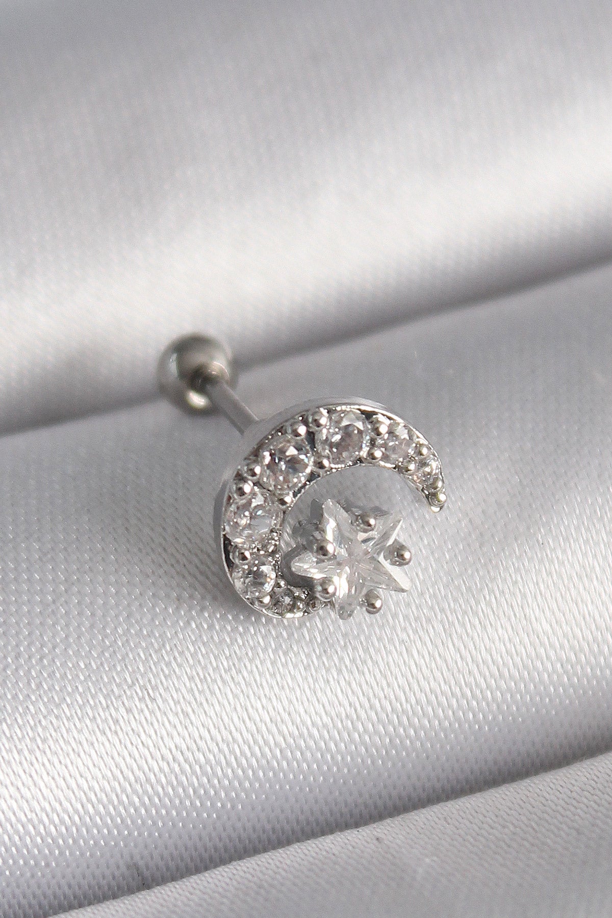 316L Çelik Gümüş Renk Zirkon Taşlı Ay Yıldız Tragus Piercing TG27PR1257 - Çok Renkli / Standart
