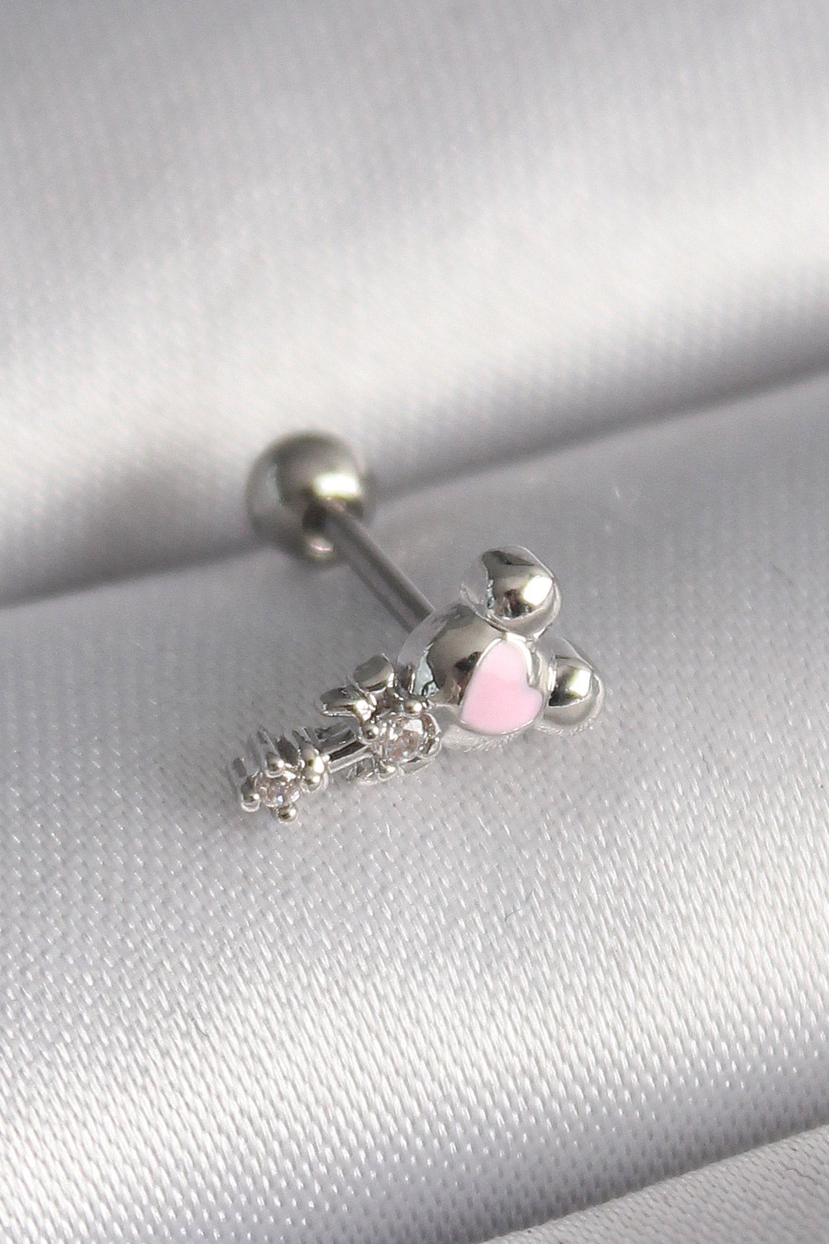 316L Çelik Gümüş Renk Zirkon Taş Detay Pembe Kalp İşleme Tragus Piercing TG27PR1281 - Çok Renkli / Standart