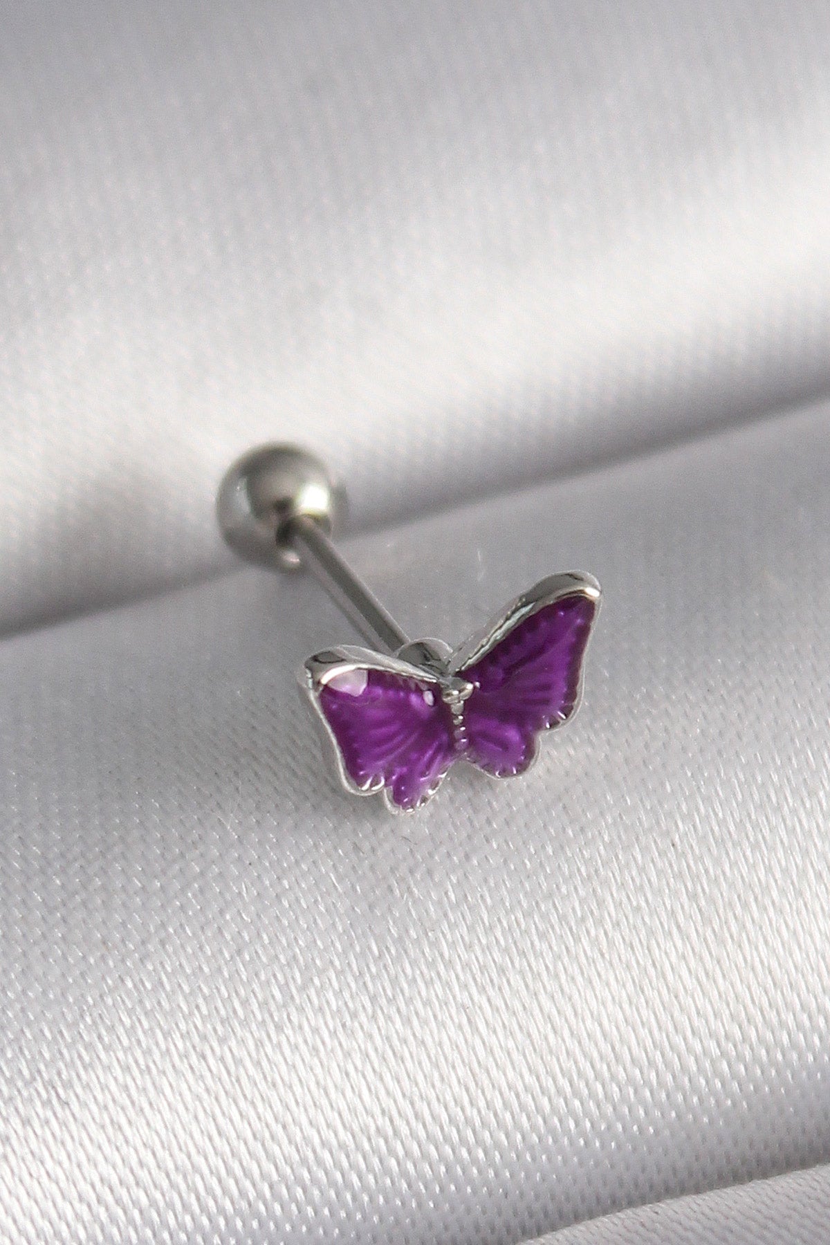 316L Çelik Gümüş Renk Mor Kelebek Model Tragus Piercing TG27PR1287 - Çok Renkli / Standart