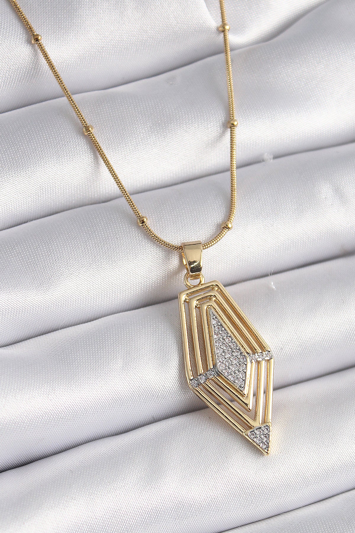 316L Çelik Gold Renk Zirkon Taşlı Vintage Model Kadın Kolye TG27BKO9762 - Çok Renkli / Standart