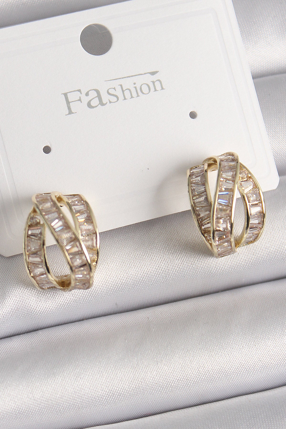 Pirinç Gold Renk Zirkon Taşlı Düğüm Halka Model Kadın Küpe TG27BKP9943 - Çok Renkli / Standart