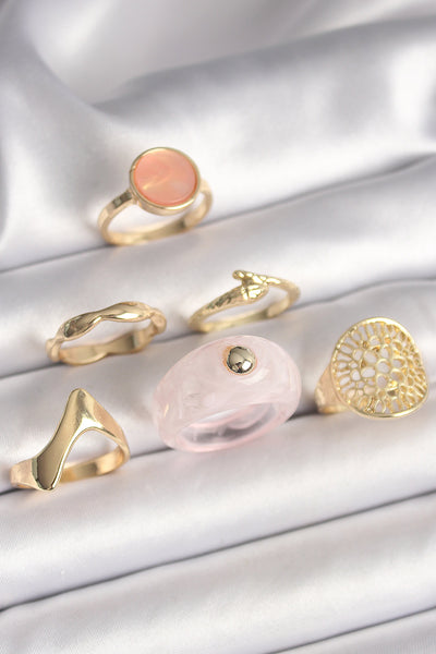 Pirinç Gold Renk Pembe Plastik Yüzük Model Daire Pembe Mine Yılan Detay 6'Lı Kadın Yüzük Seti TG27BYK3613
