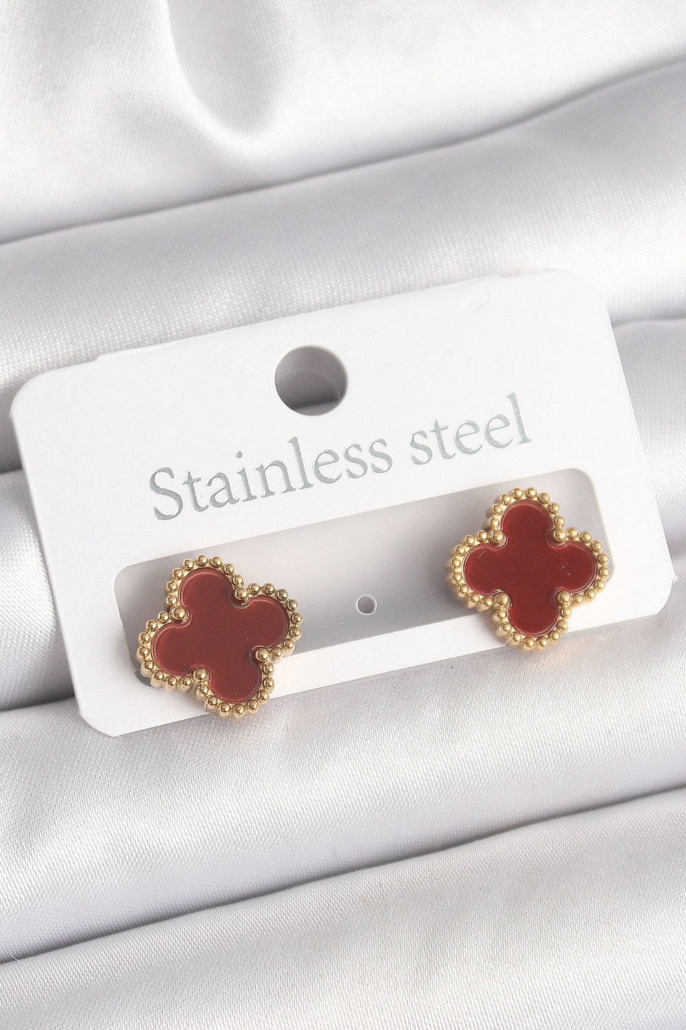 Pirinç Gold Renk Bordo Yonca Model Kadın Küpe TG27BKP10360
