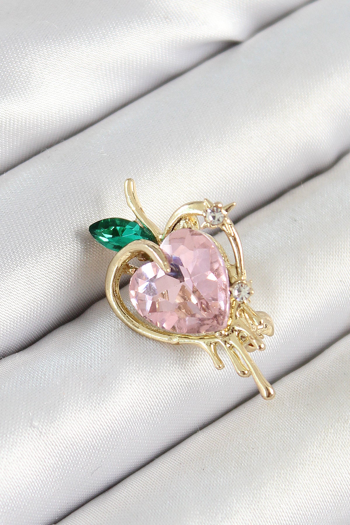 Pembe Ve Yeşil Zirkon Taşlı 3D Eriyen Kalp Figürlü Gold Renk Kadın Broş TG27BR438 - Çok Renkli / Standart
