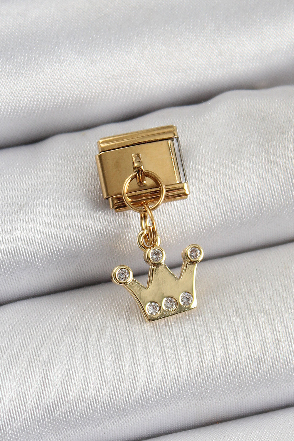 316L Çelik Sallantılı Zirkon Taşlı Kraliçe Tacı Model Gold Renk Nomination Charm TG27BC1397