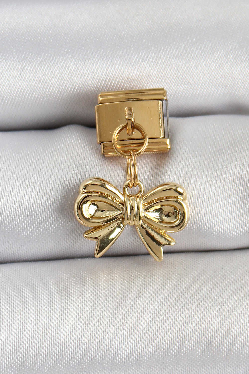 316L Çelik Sallantılı Fiyonk Model Gold Renk Nomination Charm TG27BC1412