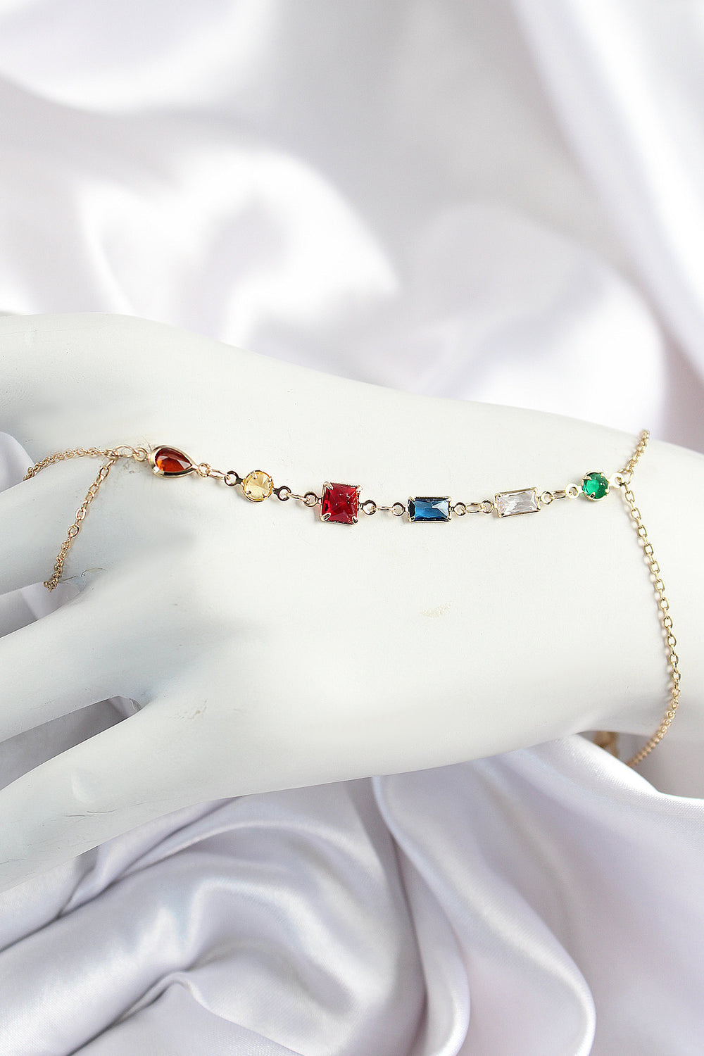 Pirinç Renkli Zirkon Taşlı Y Model Gold Renk Kadın Şahmeran TG27SN684