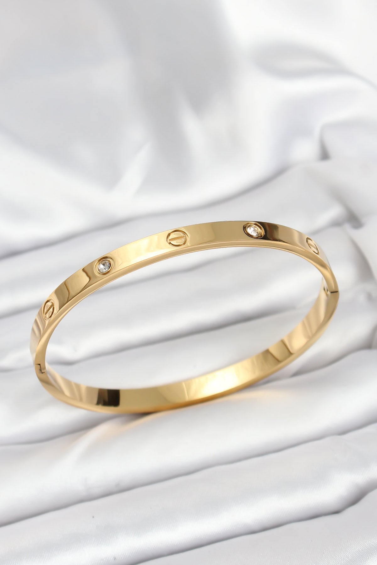 316L Çelik Gold Renk Zirkon Taşlı 65 mm Kadın Kelepçe Bileklik TG27BB7911 - Çok Renkli / Standart