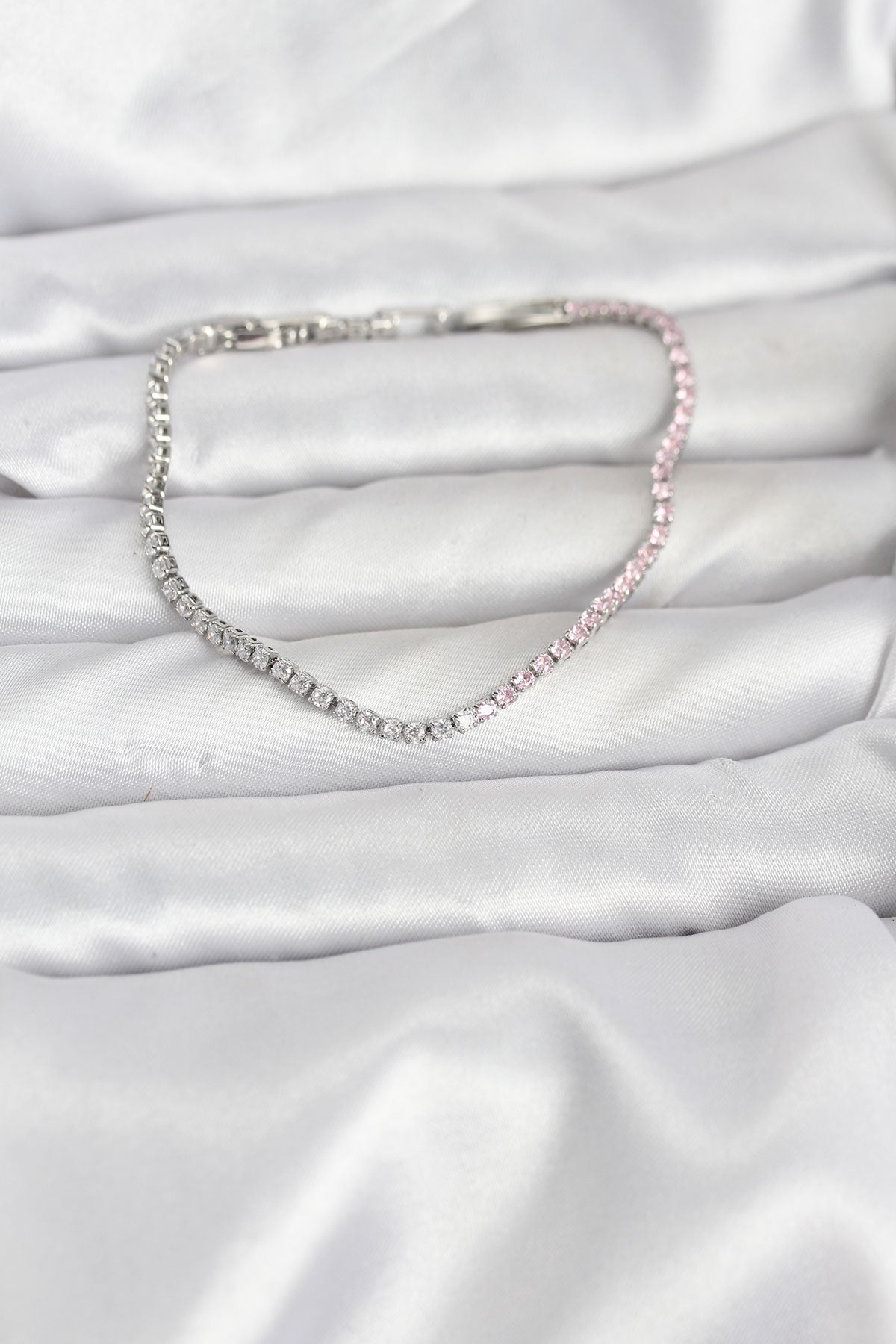 Pembe ve Beyaz Zirkon Taşlı Gümüş Renk Su Yolu Kadın Bileklik TG27BB8149 - Çok Renkli / Standart