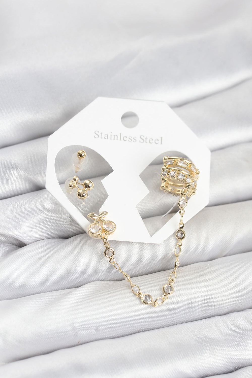 Kiraz Model Pirinç Gold Renk Zincir Bağlantılı Ear Cuff Küpe Seti TG27BKP11549