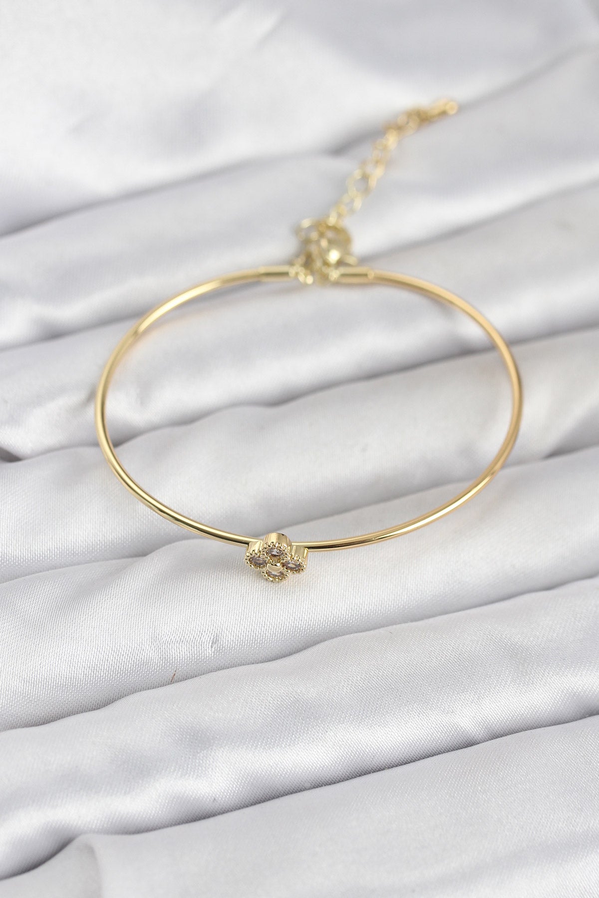 Zirkon Taşlı Yonca Model Gold Renk Kadın Bileklik TG27BB8235 - Çok Renkli / Standart