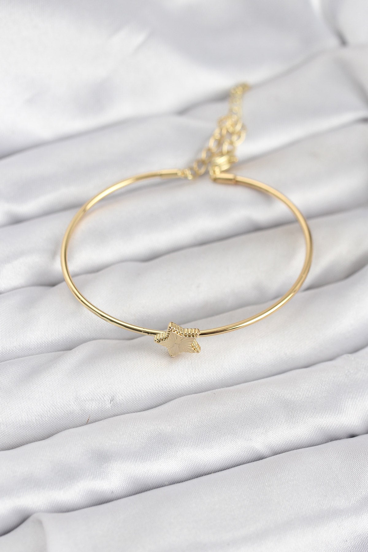 Yıldız Model Gold Renk Kadın Bileklik TG27BB8236 - Çok Renkli / Standart