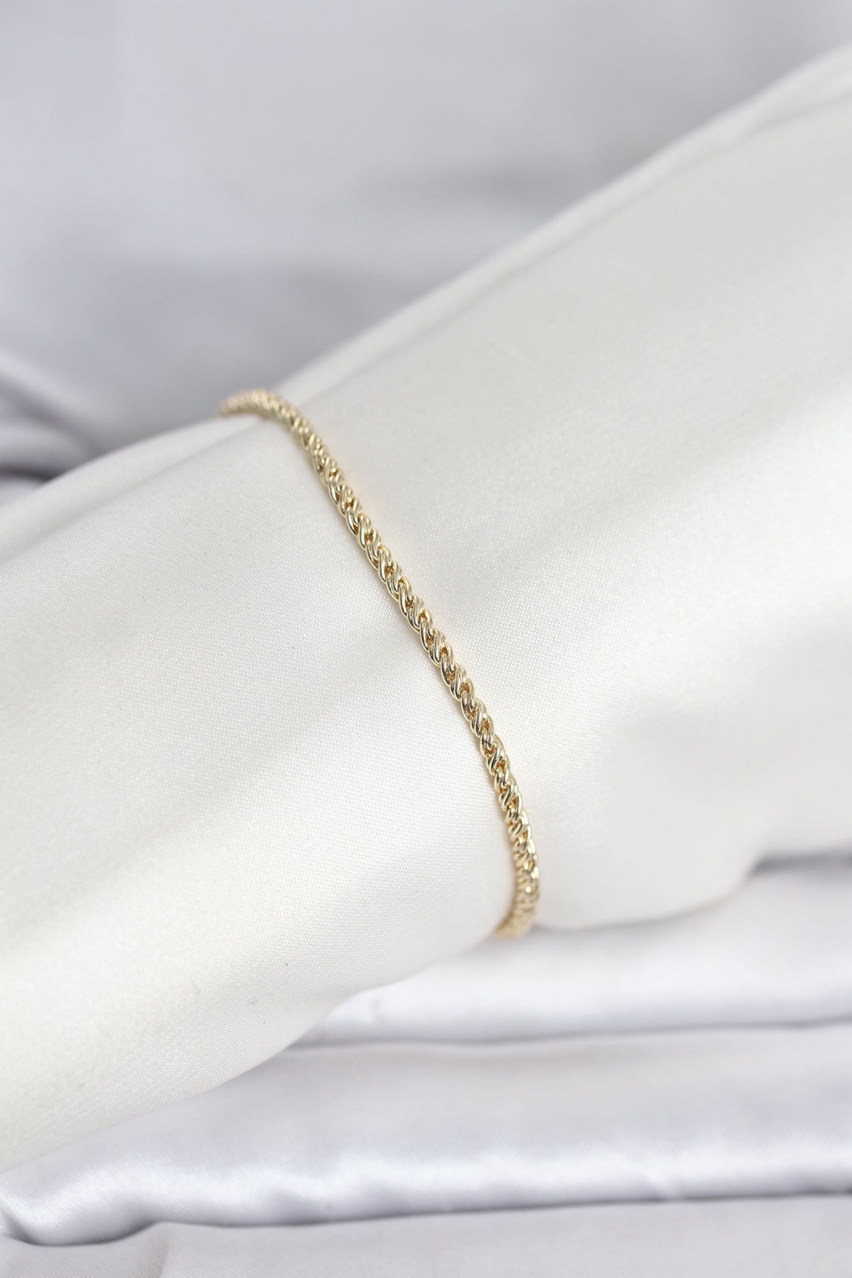 CM 14K Gold Renk Burgulu Zincir Model Kadın Bileklik TG27BB8288 - Çok Renkli / Standart