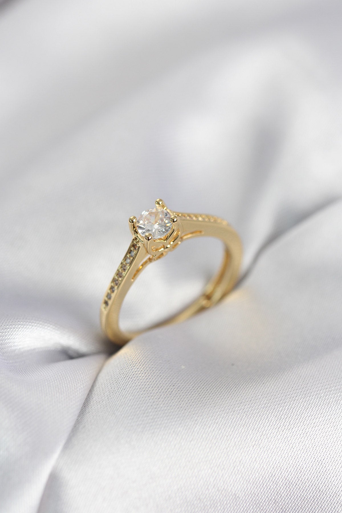 Tek Taş Gold Renk Zirkon Taşlı Model Kadın Yüzük TG27BYK4105 - Çok Renkli / Standart
