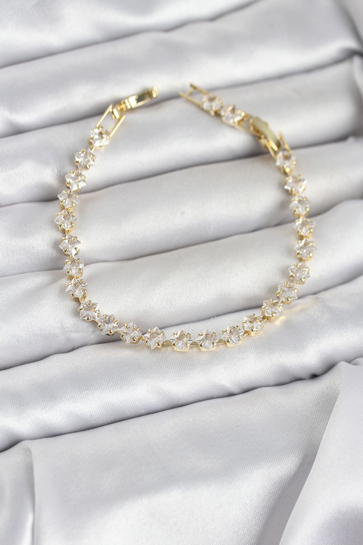 Kare Zirkon Taşlı Gold Renk Pirinç Su Yolu Kadın Bileklik TG27BB8326 - Çok Renkli / Standart