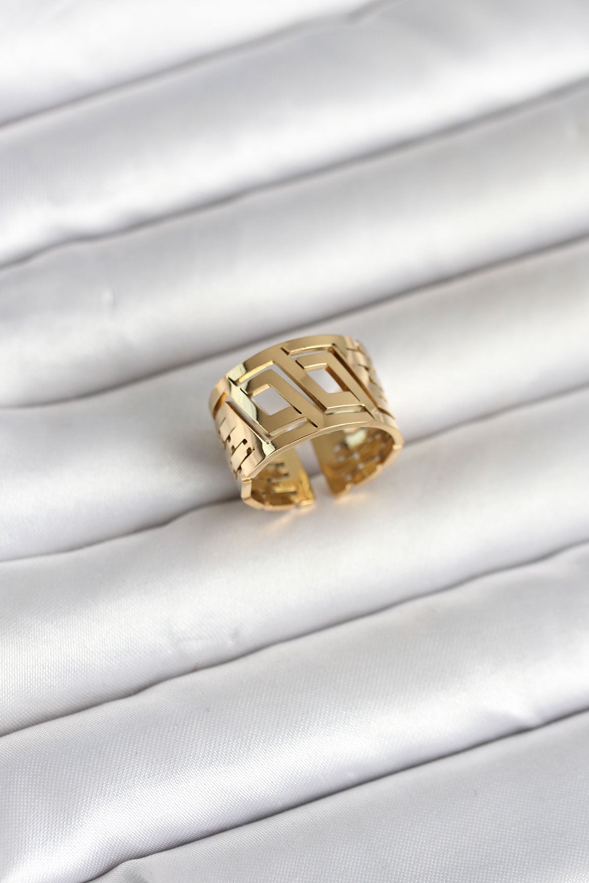 316L Çelik Gold Renk Geometrik Model Kadın Yüzük TG27BYK4176 - Çok Renkli / Standart