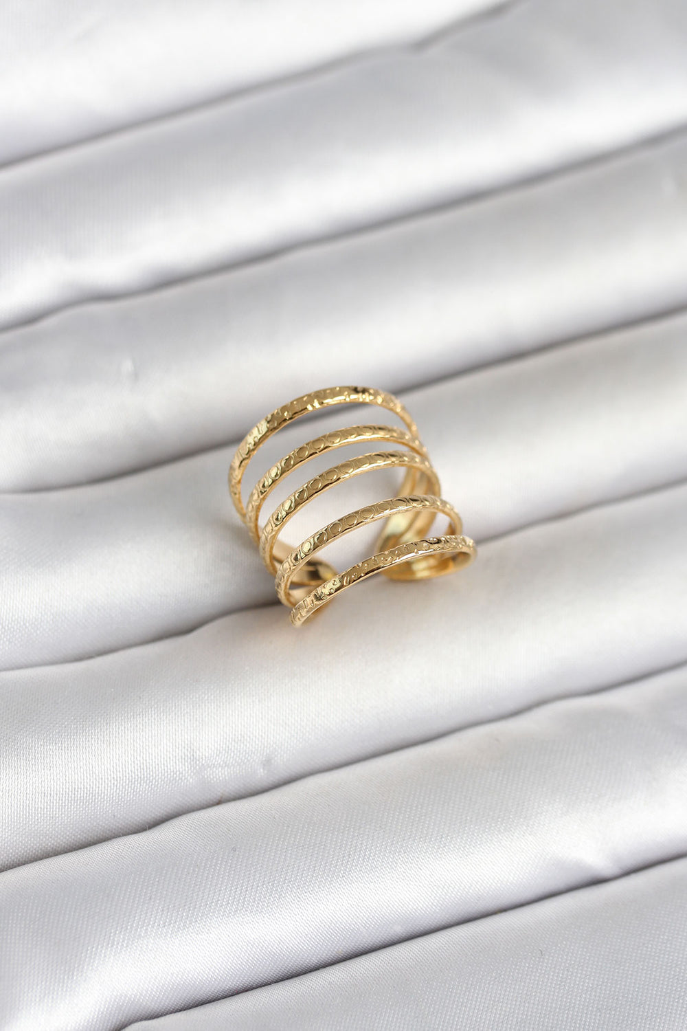 316L Çelik Gold Renk Sıralı Model Kadın Yüzük TG27BYK4183