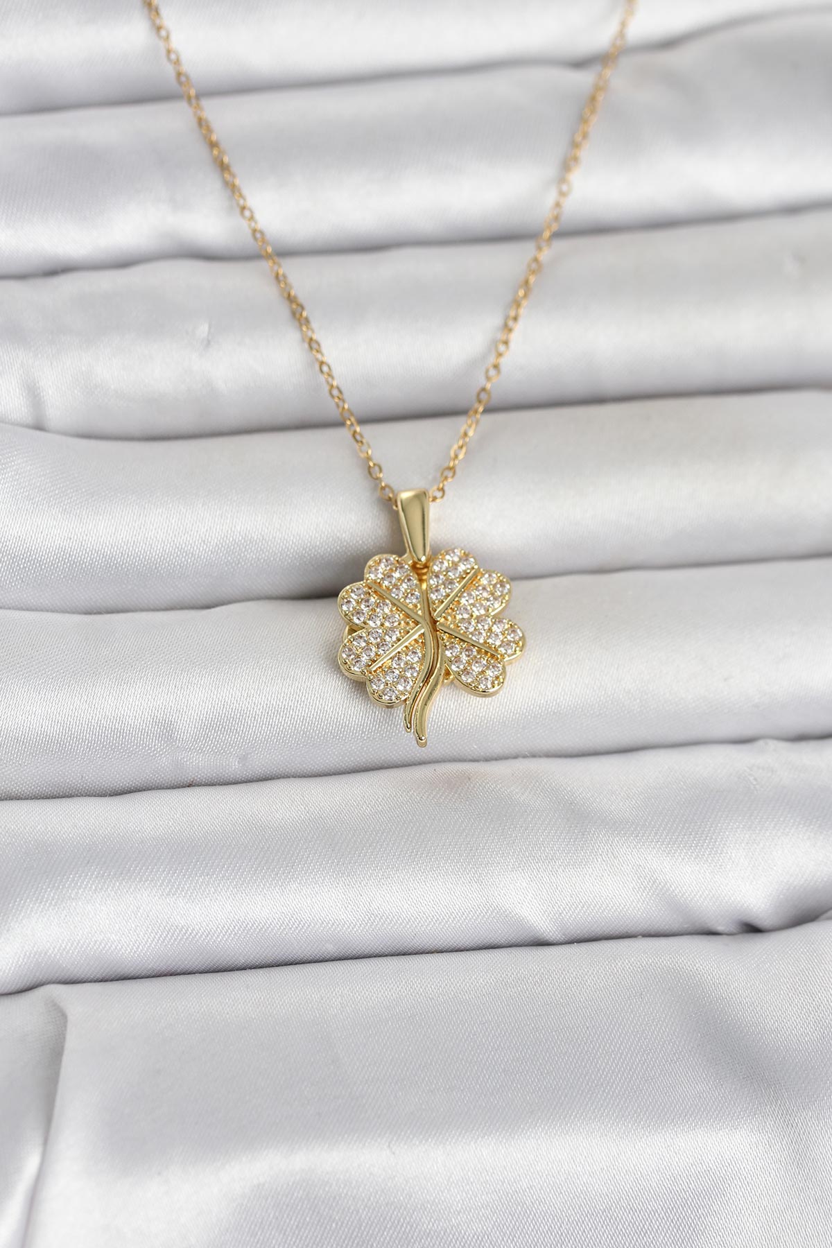 316L Çelik Gold Renk Açılabilir Yonca Model Zirkon Taşlı Kadın Kolye TG27BKO11048 - Çok Renkli / Standart