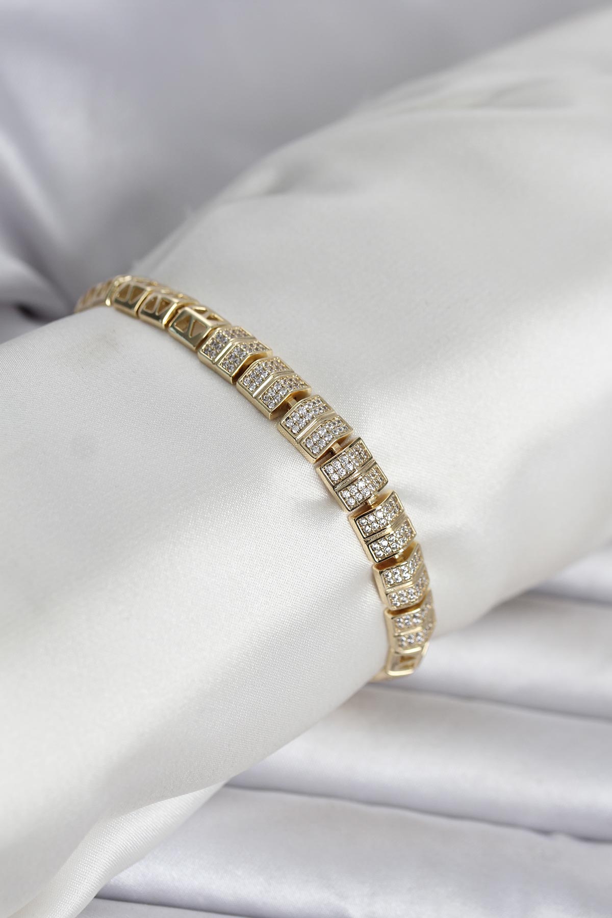 Xuping Zirkon Taşlı Gold Renk Kadın Bileklik TG27BB8434 - Çok Renkli / Standart