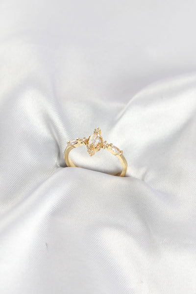 Gold Renk Vintage Model Zirkon Taşlı Yüzük TG27BYK4187