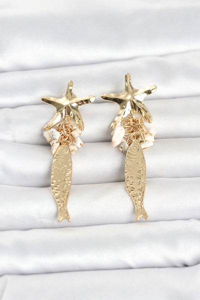 Deniz Yıldızı ve Balık Detaylı Krem Taşlı Gold Renk Kadın Küpe TG27BKP11796
