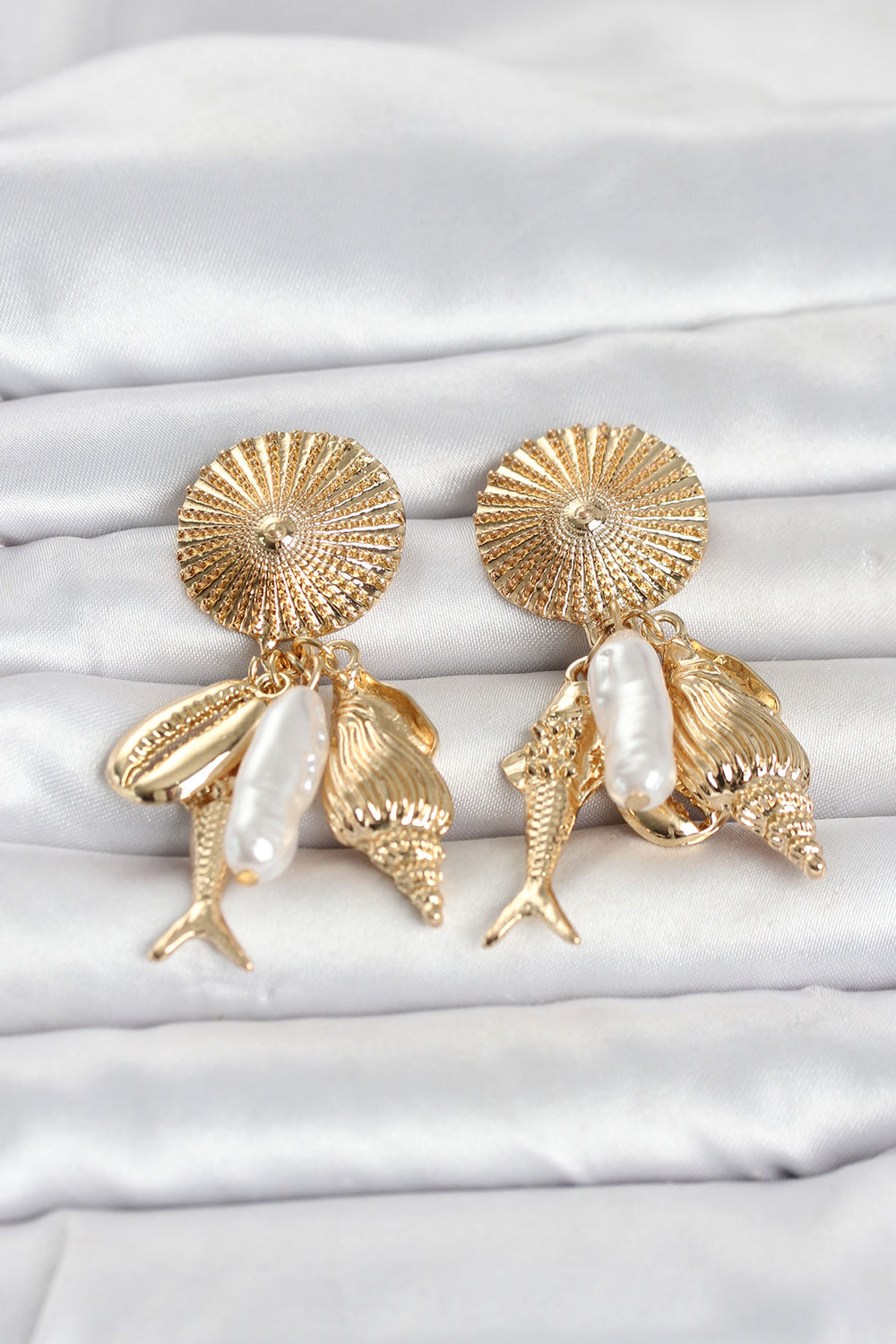 Gold Renk Deniz Temalı Vintage Kadın Küpe TG27BKP11799