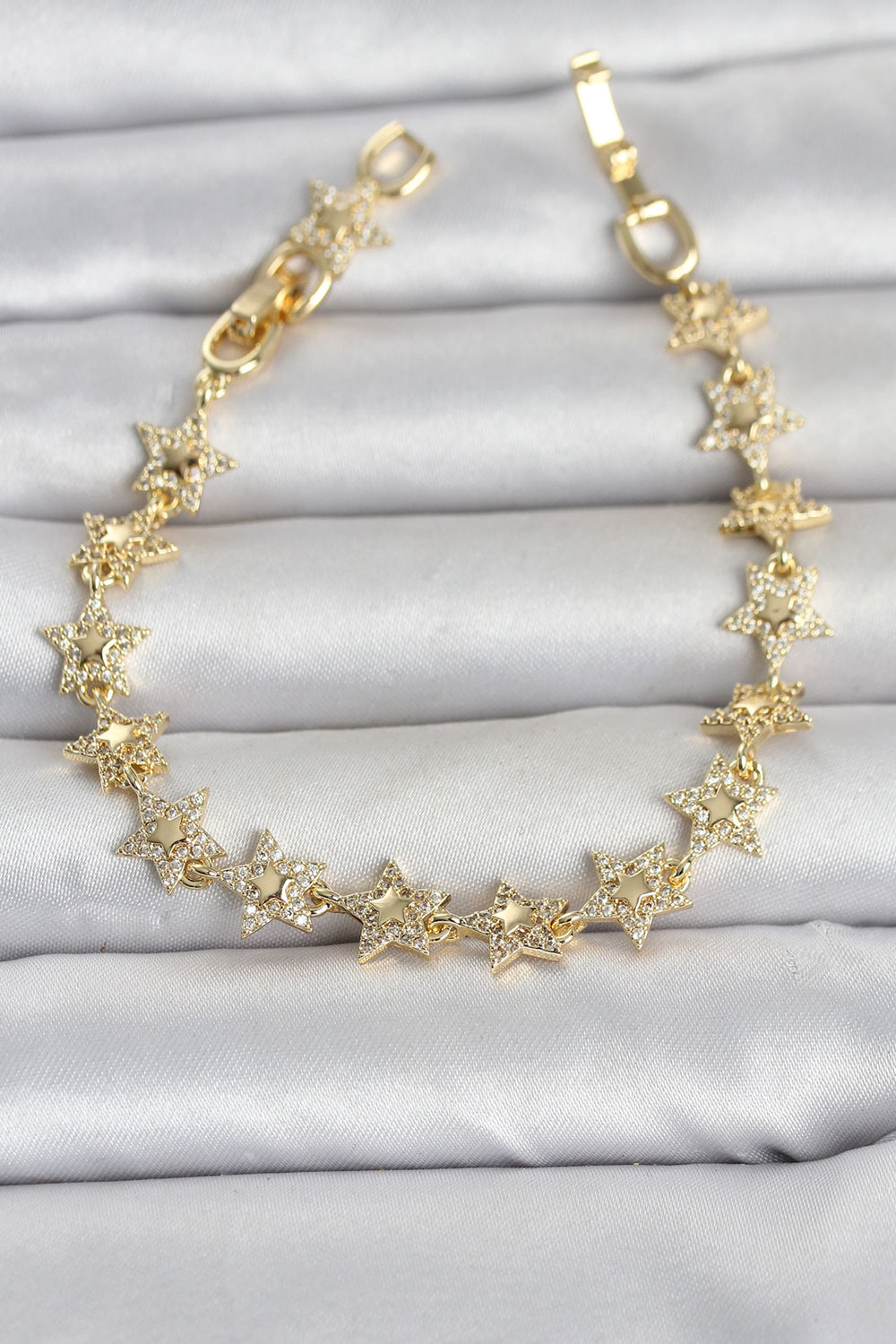 Sıralı Yıldız Model Zirkon Taşlı Gold Renk Pirinç Kadın Bileklik TG27BB8496