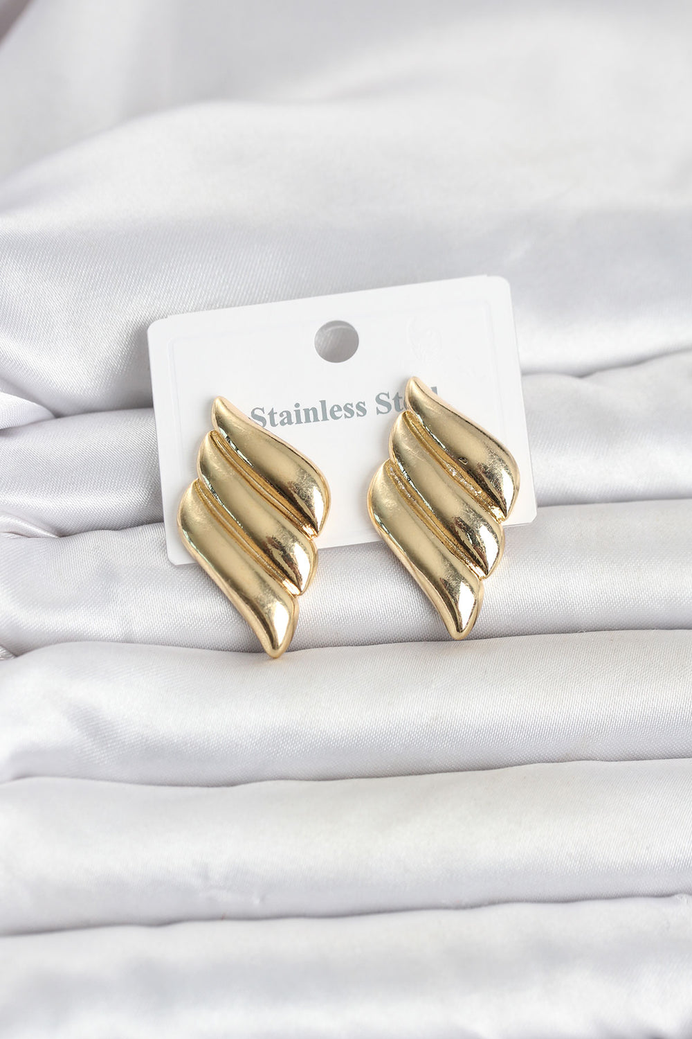 316L Çelik Gold Renk Motif Model Kadın Küpe TG27BKP11819
