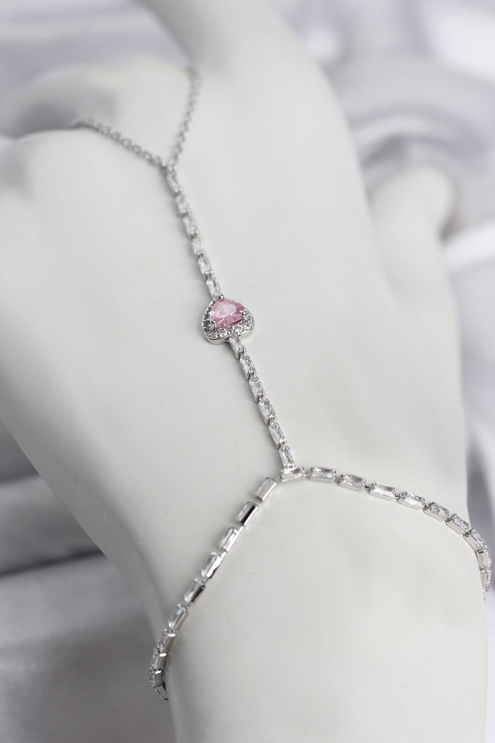 Gümüş Renk Pirinç Zirkon Taşlı Pembe Kalp Model Şahmeran TG27SN772