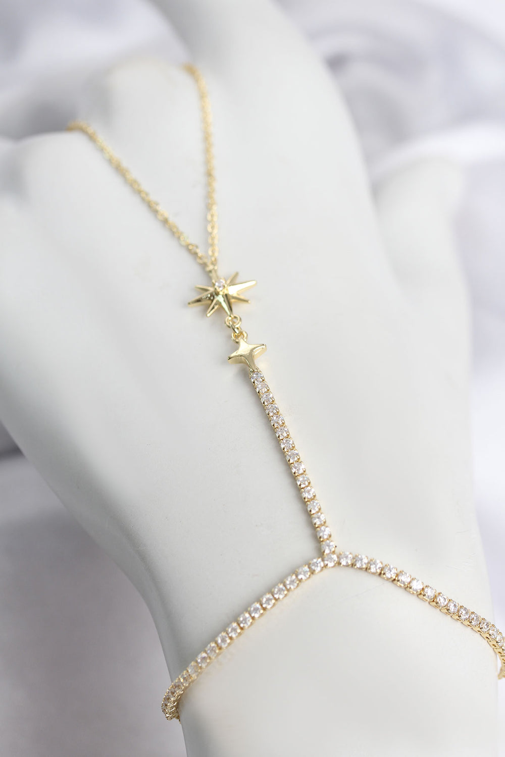 Gold Renk Pirinç Zirkon Taşlı Kutup Yıldızı Model Şahmeran TG27SN781