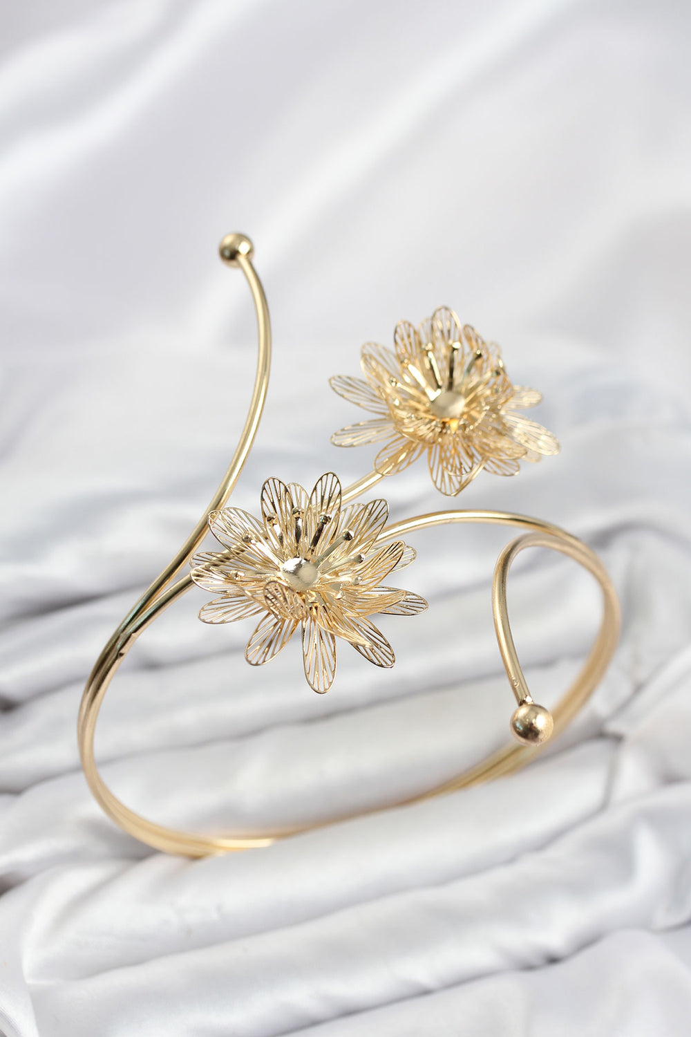 Pazu Bileklik Gold Renk Pirinç Lotus Model TG27BB8561